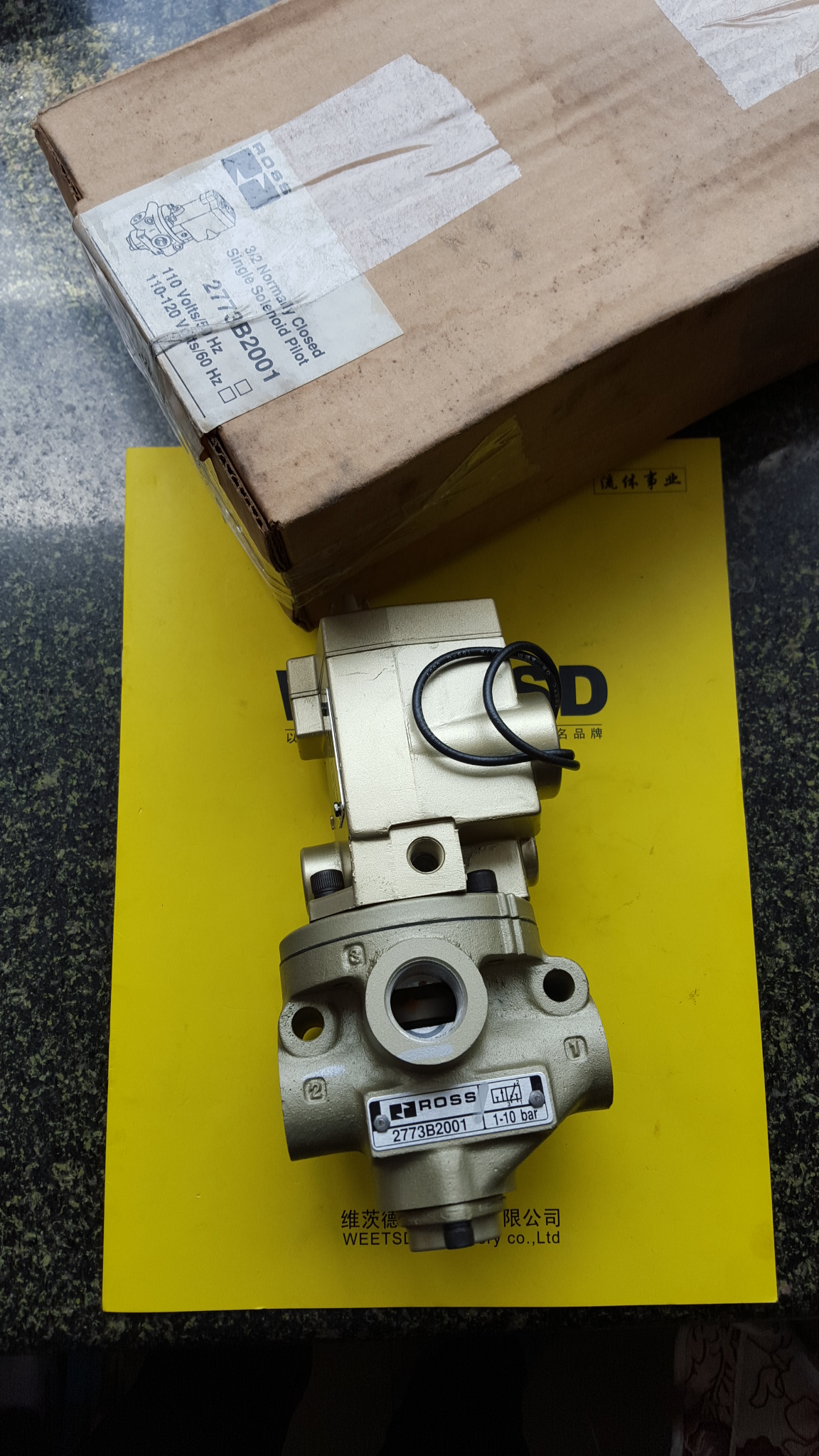 hydraulic valve