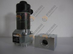 hydraulic valve