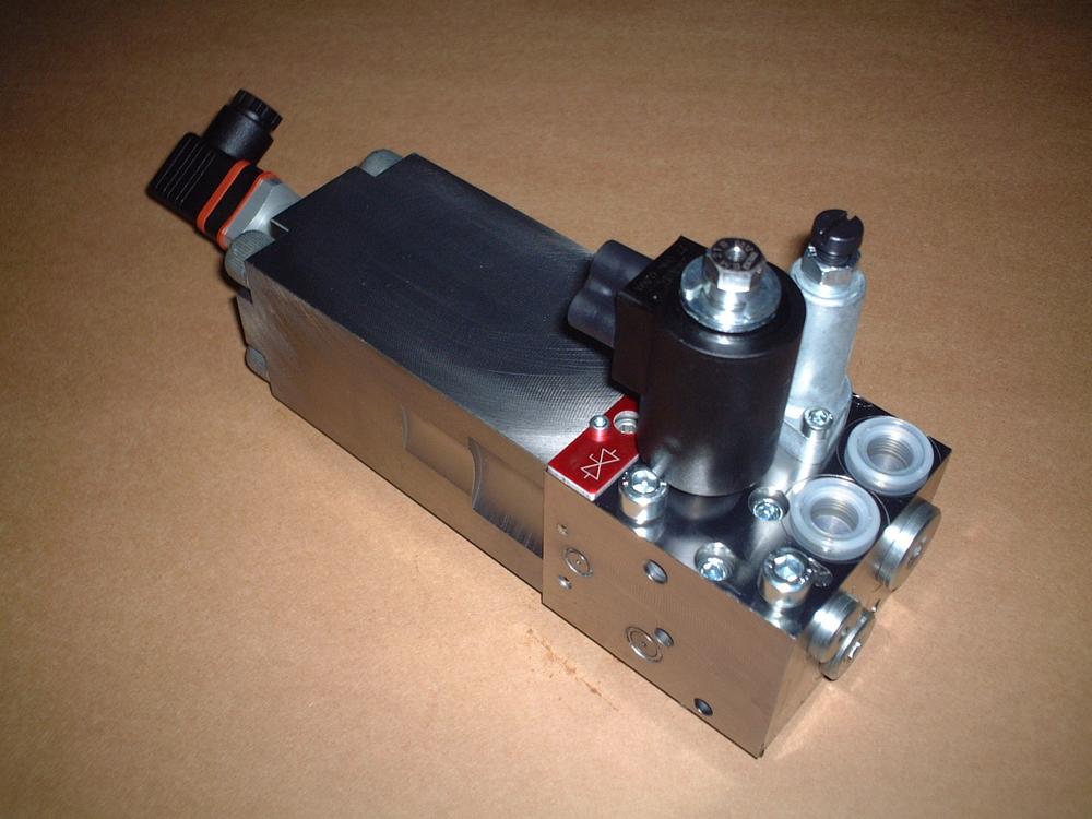 hydraulic valve